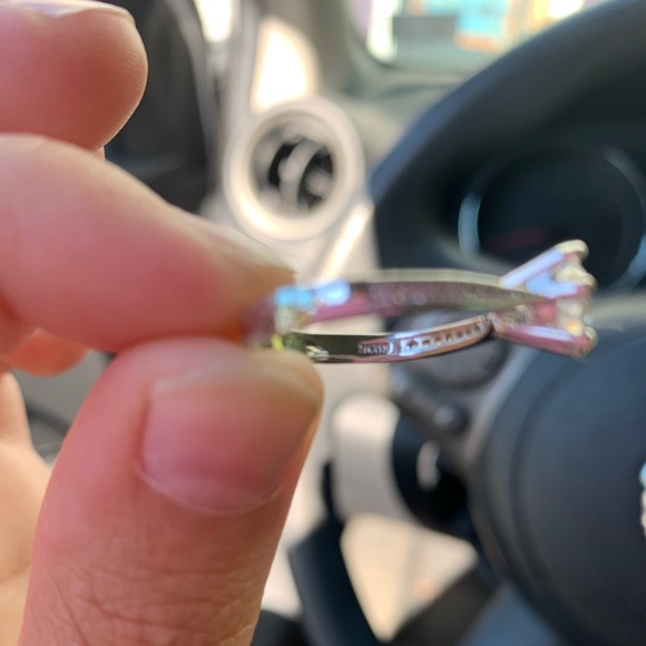 CZ and sterling silver ring - Picture 3 of 3